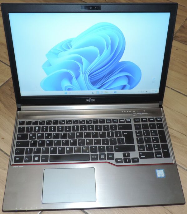 Fujitsu LifeBook E756