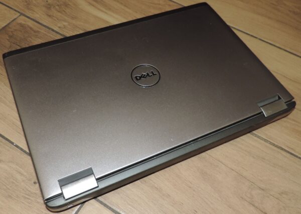 Dell Vostro 3560
