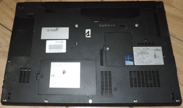 Fujitsu LifeBook E756