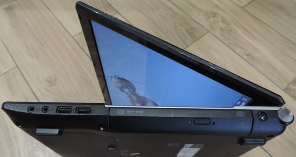 Acer Aspire V3-771G