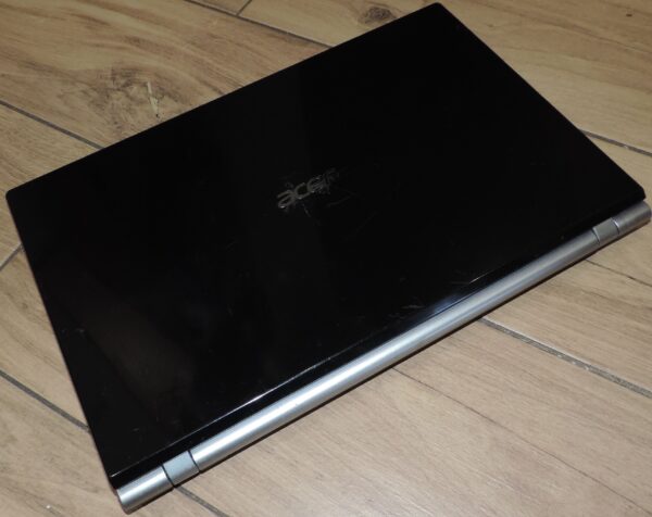 Acer Aspire V3-771G