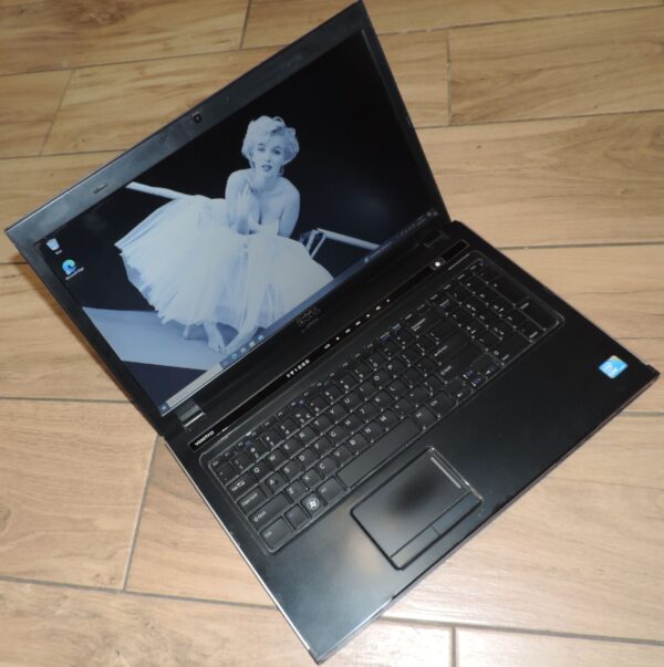 2 Dell Vostro 3700