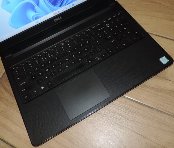 Dell Vostro 15 3568