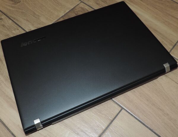 7 Lenovo E50-80