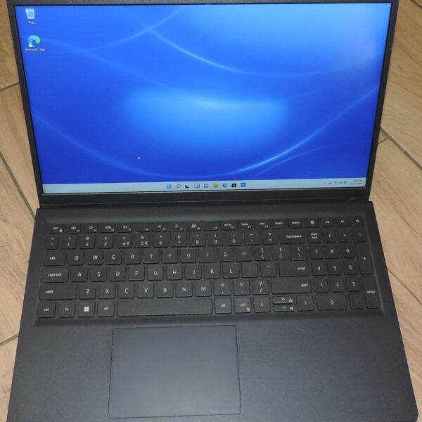 Dell Inspiron 15 3525