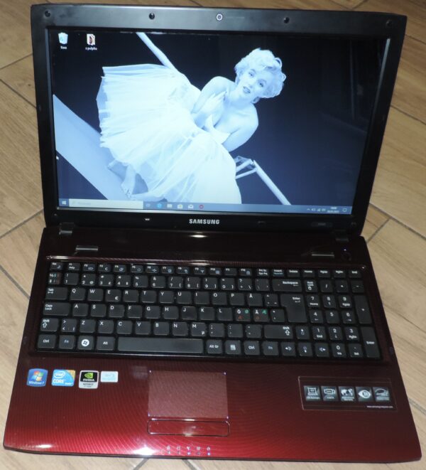 Samsung NP-R580