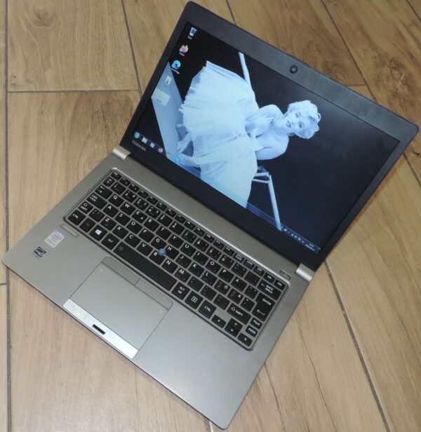 Toshiba Tecra Z30-B-106