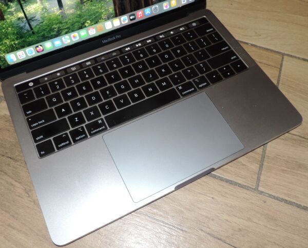 Macbook Pro 13 A1989 2018