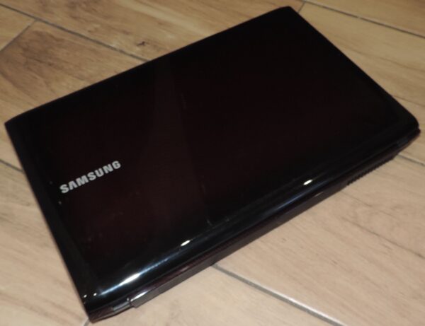 Samsung NP-R580