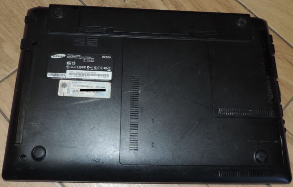 Samsung NP-RV520