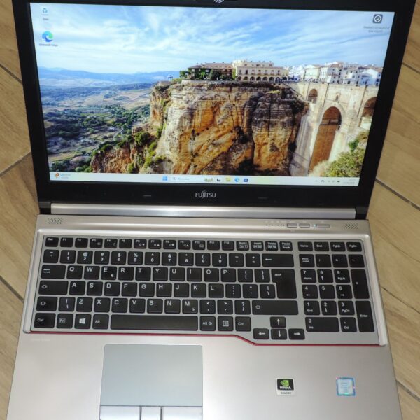 Fujitsu Celsius H760 Mobile Workstation