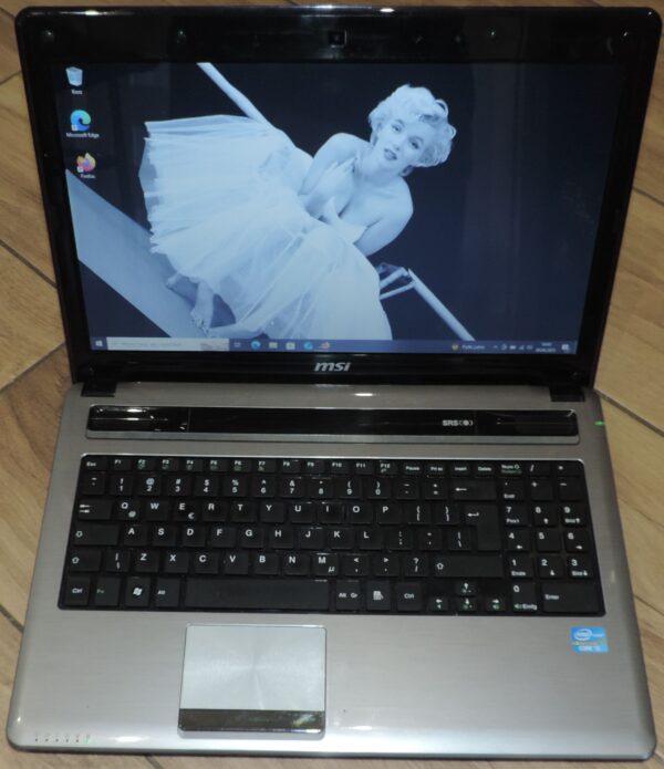 MSI A6400