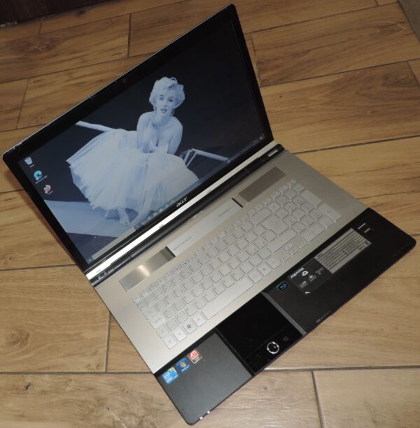 Acer Aspire Ethos 8943G