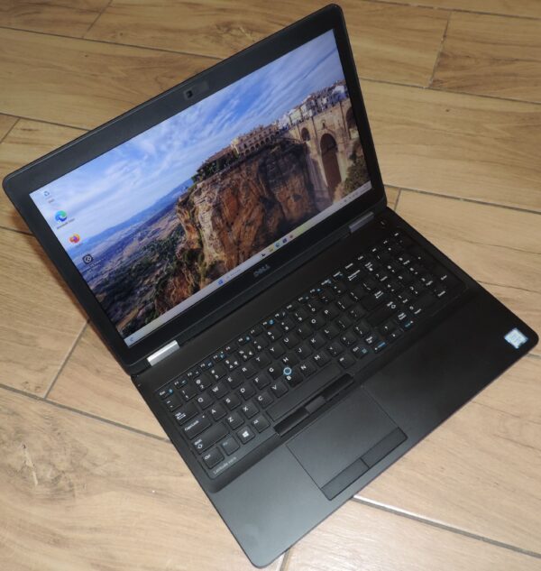 Dell Latitude E5570