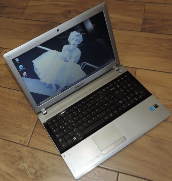 Samsung NP-RV511