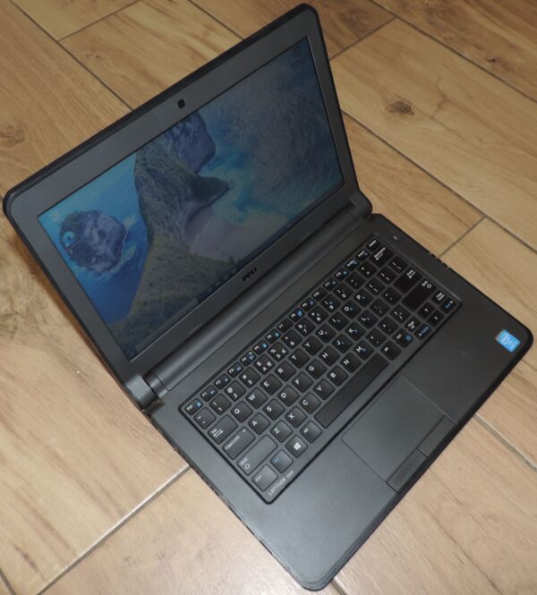 Dell Latitude 3340