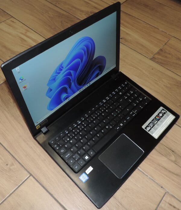 Acer Aspire E5-575