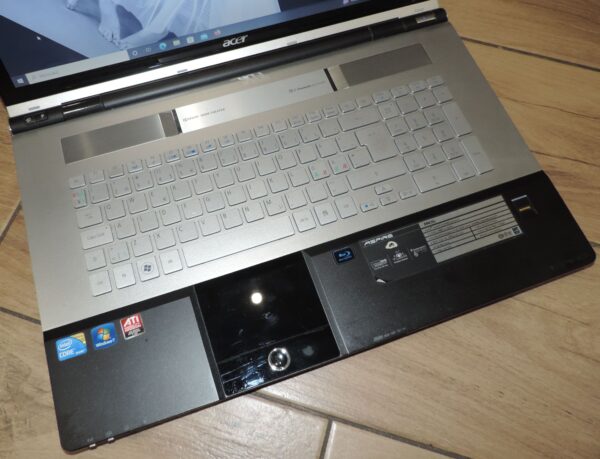 Acer Aspire Ethos 8943G