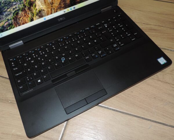 Dell Latitude E5570