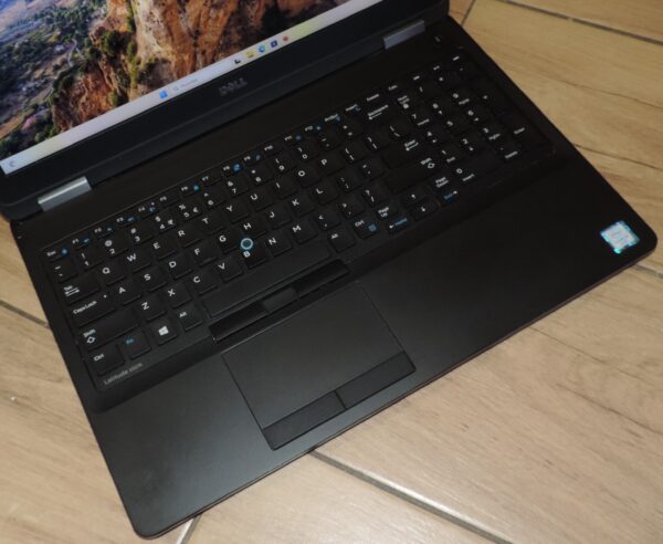 Dell Latitude E5570