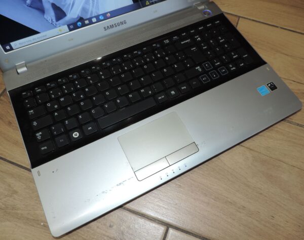 Samsung NP-RV511