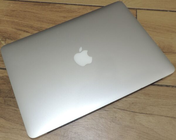Macbook AIR13 A1466 2015