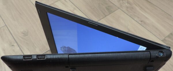 Acer Aspire E 17 E5-773G