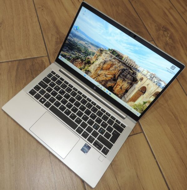 HP Elitebook 630 G9
