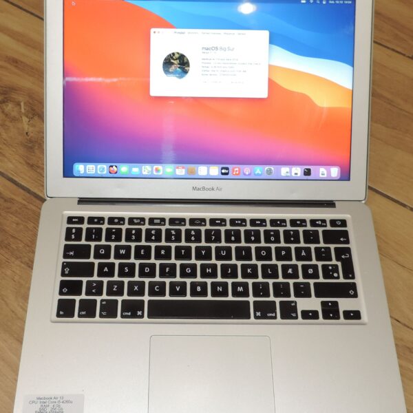 1 Macbook Air 13 A1466 2013