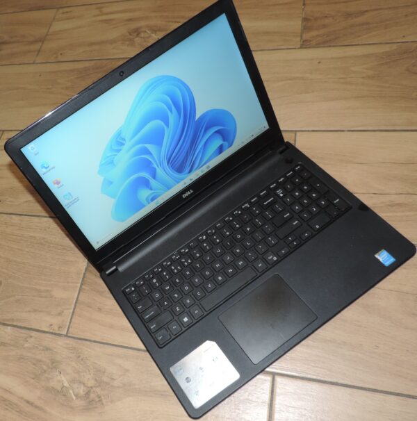 Dell Inspiron 15 5551