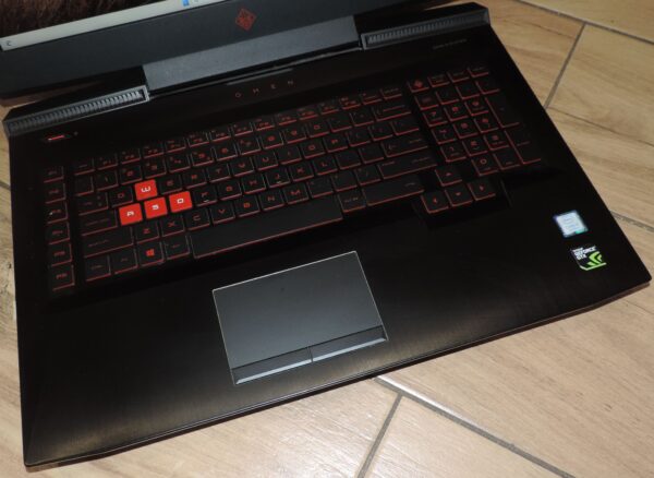 HP Omen 17 - an004nw