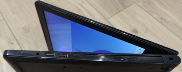 Dell Inspiron 15 5551