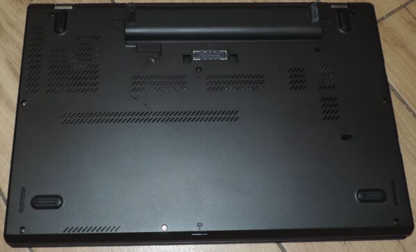 8 Lenovo ThinkPad T550