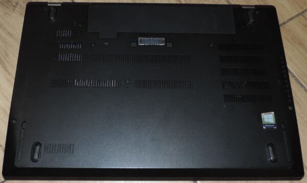 8 Lenovo ThinkPad T570