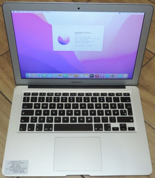 1 Macbook Air 13 A1466 2015
