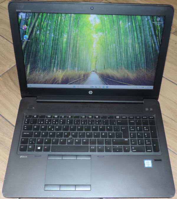 1 HP ZBook 15 G3