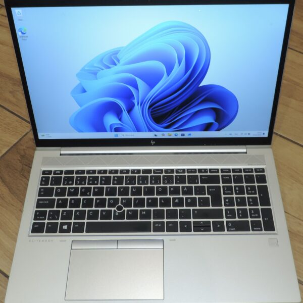 1 HP Elitebook 850 G7