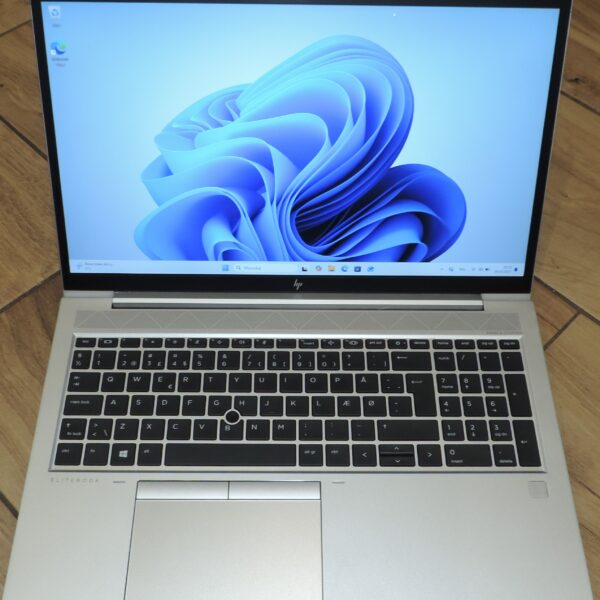 1 HP Elitebook 850 G7