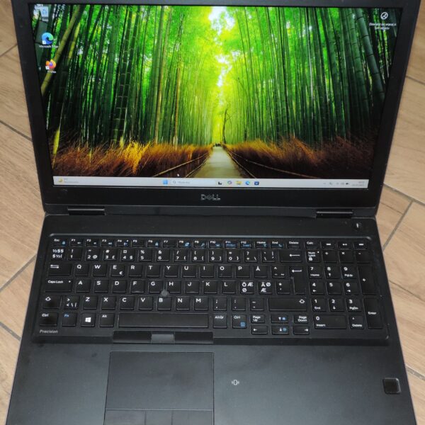 1 Dell Precision 7530