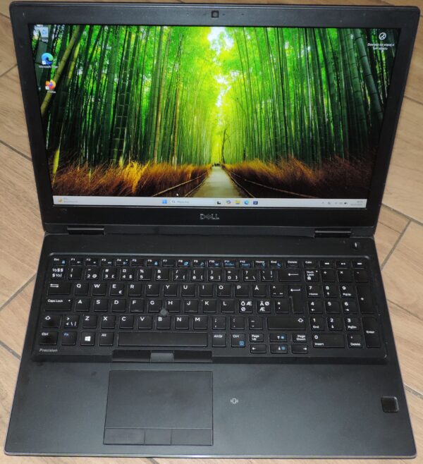 1 Dell Precision 7530