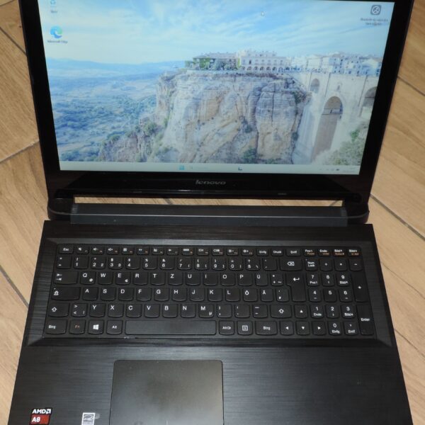 1 Lenovo Flex 2 - 15D
