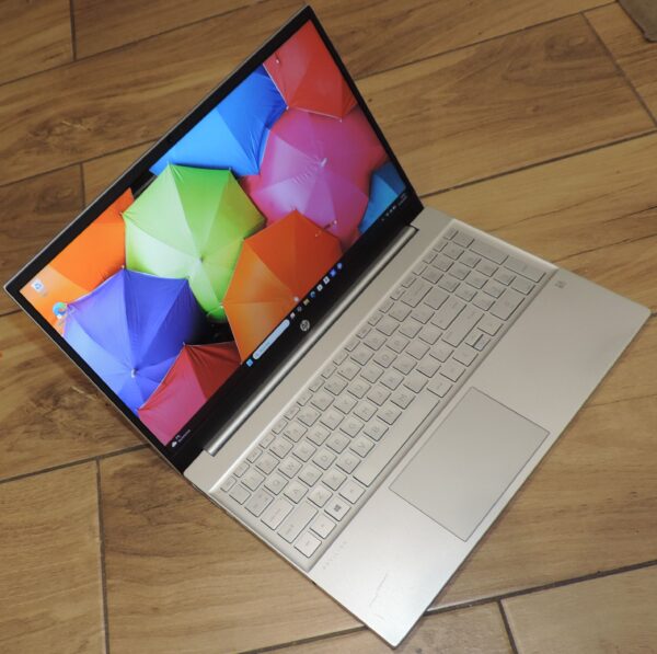 2 HP Pavilion 15-eg0052nw