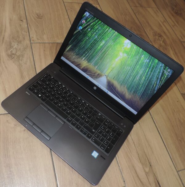 3 HP ZBook 15 G3