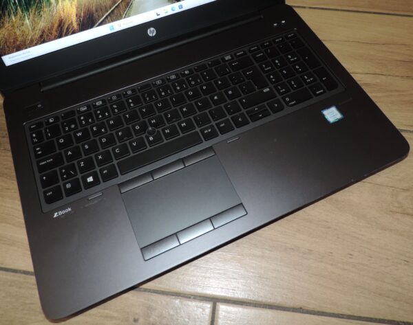 4 HP ZBook 15 G3