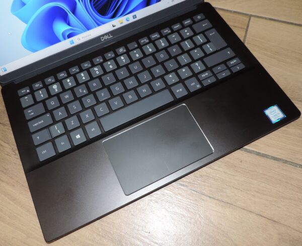 Dell Latitude 3301
