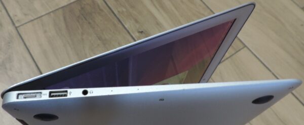 5 Macbook Air 13 A1466 2015