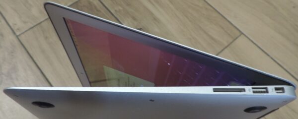 6 Macbook Air 13 A1466 2015
