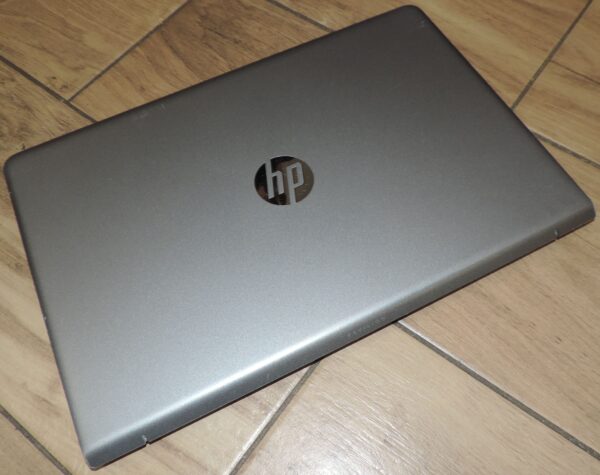 HP Pavilion 15-cc502nw