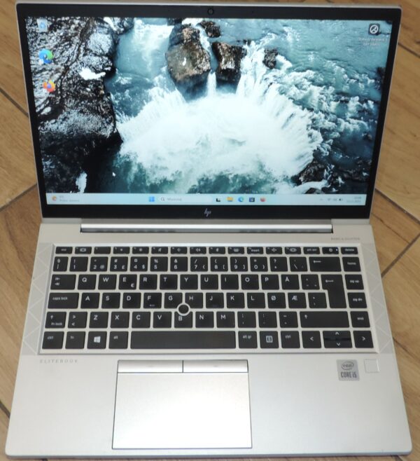 1 HP Elitebook 840 G7
