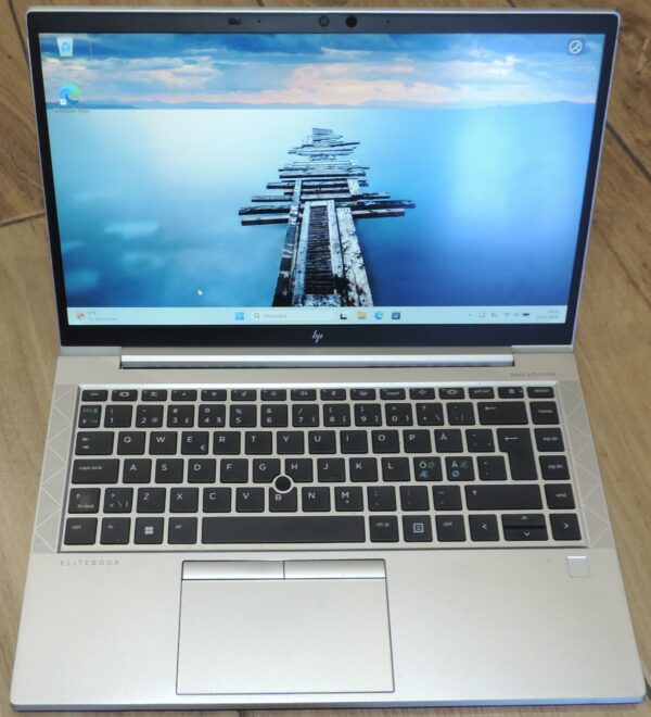 HP Elitebook 840 G8